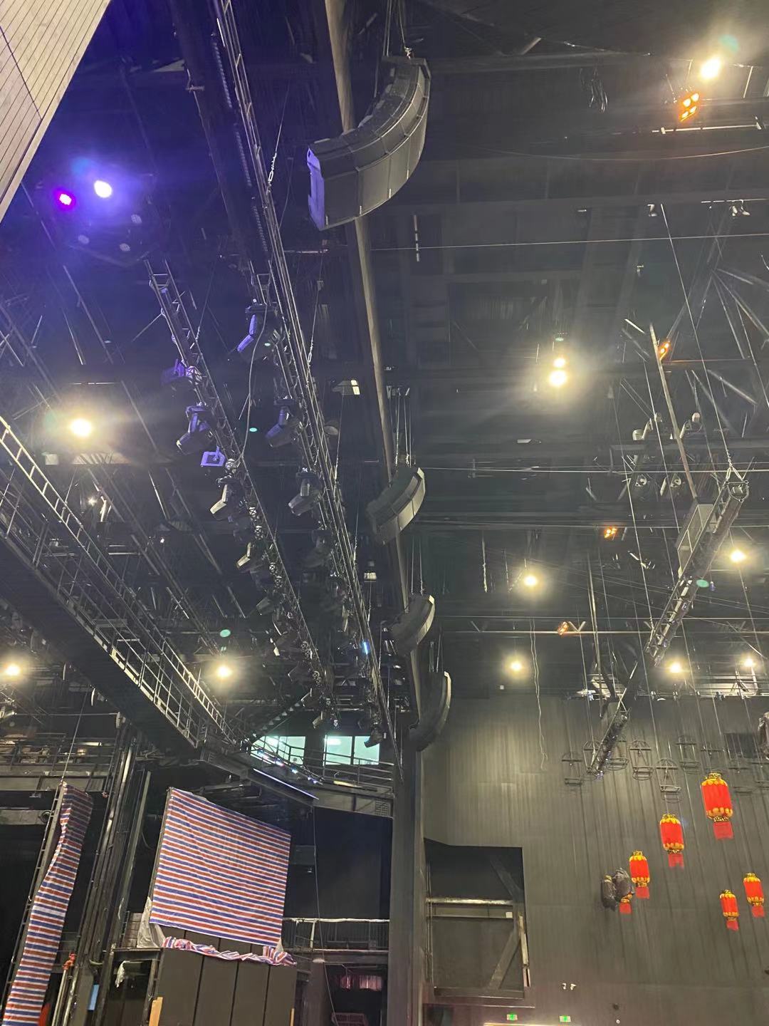 劇場劇院音響設(shè)備
